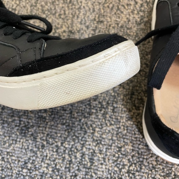 Dr. Scholls Be You Sneakers - Picture 5 of 11